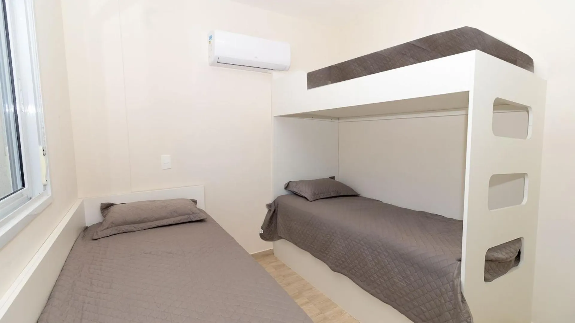 Apartment 518 - Apartamento Com 3 Quartos Em Bombas Bombinhas